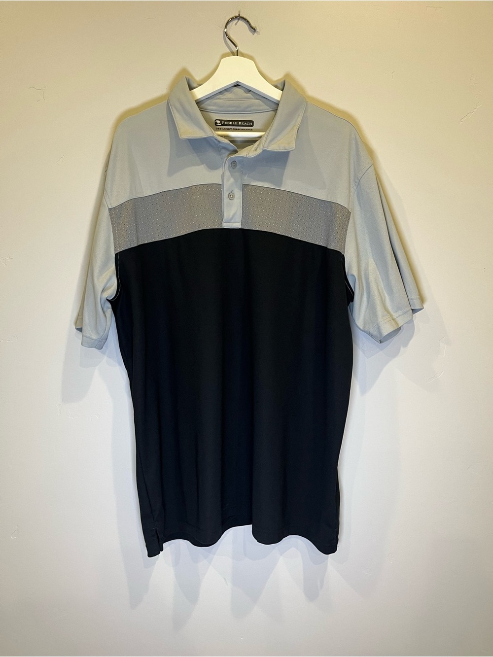 Pebble Beach Men’s Black and Light Gray Colorblock Polo